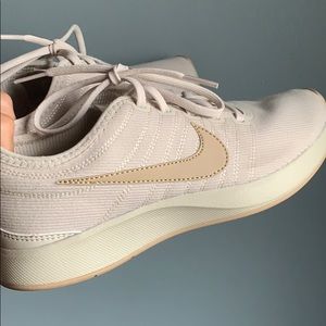 NWOT NIKE Dualtone racer - cross posted